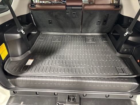 Used 2018 Toyota 4Runner Limited AWD/4WD image 29