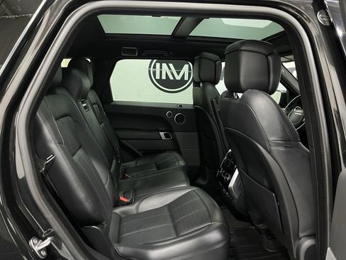 Used 2018 Land Rover Range Rover Sport HSE Dynamic image 32