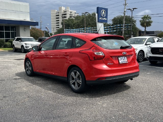 Used 2014 Ford Focus SE w/ SE Sport Package FWD image 6