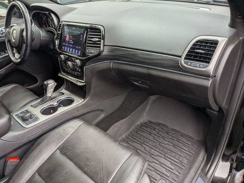 Used 2019 Jeep Grand Cherokee Limited w/ Luxury Group II AWD/4WD image 35