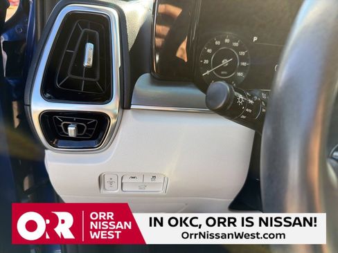 Used 2023 Kia Sorento SX image 28