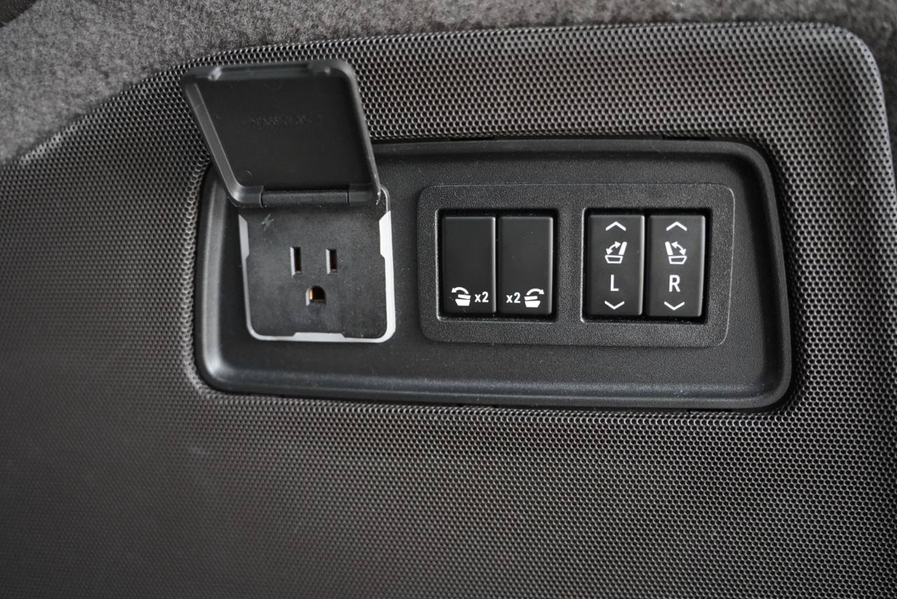 Used 2021 Cadillac Escalade ESV Premium Luxury AWD/4WD image 40