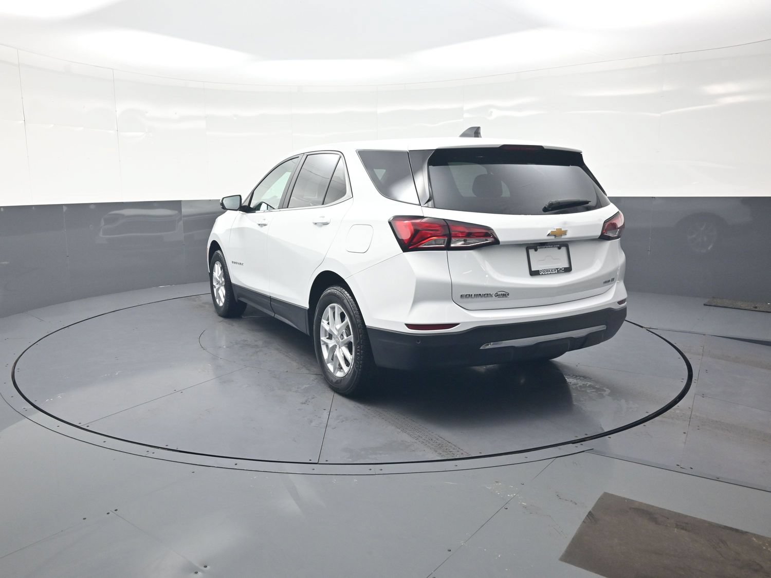 Used 2024 Chevrolet Equinox LT AWD/4WD image 5