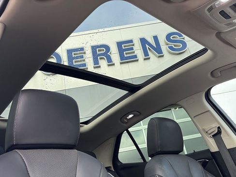 Used 2022 Buick Envision Essence w/ Technology Package I image 24