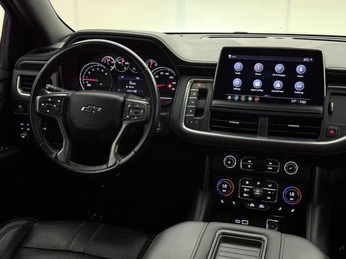 Used 2021 Chevrolet Suburban RST AWD/4WD image 31