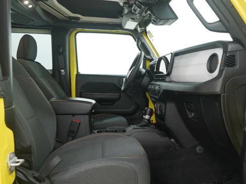Used 2024 Jeep Wrangler Sport S image 11