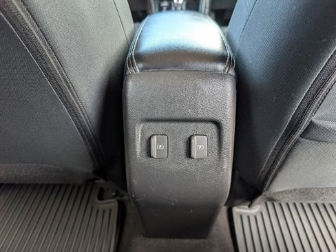 Used 2023 Nissan Kicks SV w/ Interior Electronics Package FWD image 7