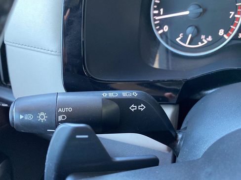 Certified 2023 Nissan Pathfinder SL w/ SL Premium Package AWD/4WD image 46