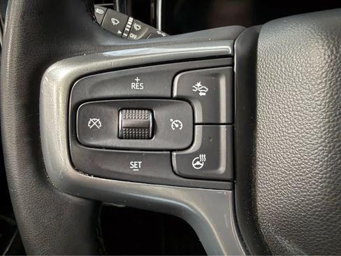 Used 2025 Chevrolet Silverado 2500 LT w/ Convenience Package image 19