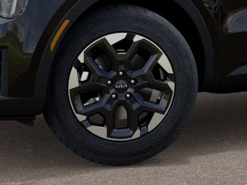 New 2026 Kia Sorento S FWD image 9