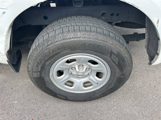 Used 2013 Nissan Frontier S RWD image 9