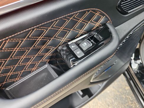 Used 2022 Jeep Grand Cherokee Summit w/ Adv Protech Group IV image 49