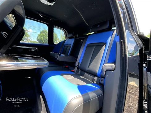 Certified 2023 Rolls-Royce Cullinan AWD/4WD image 24