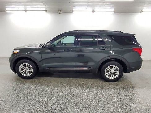 Used 2023 Ford Explorer XLT image 7
