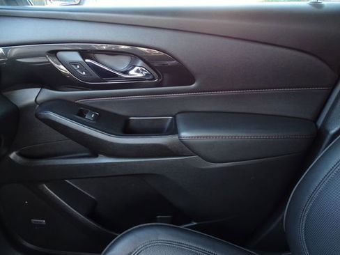 Certified 2022 Chevrolet Traverse RS w/ LPO, Cargo Package image 12