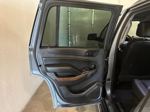 Used 2020 Chevrolet Tahoe Premier image 10