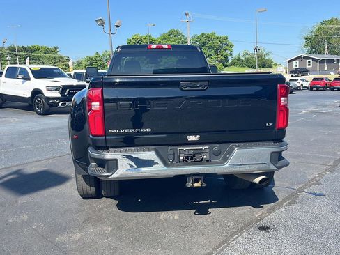 Used 2024 Chevrolet Silverado 3500 LT w/ Convenience Package AWD/4WD image 4