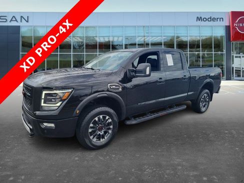 Used 2023 Nissan Titan PRO-4X w/ Pro-4x Convenience Package image 1