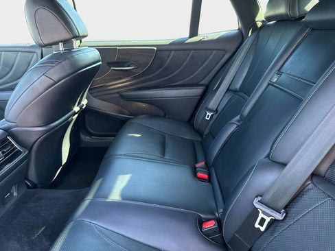 Used 2021 Lexus LS 500 w/ Accessory Package (Z2) image 14