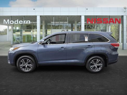 Used 2019 Toyota Highlander Plus image 8