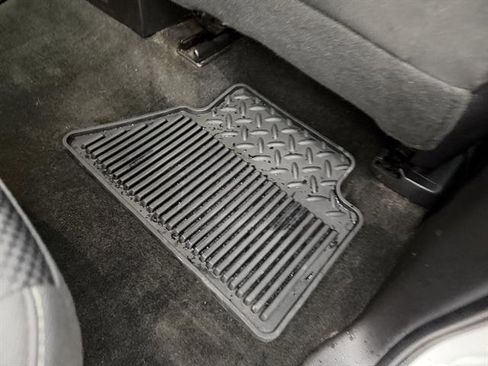 Used 2018 Chevrolet Silverado 1500 LT w/ All Star Edition image 19