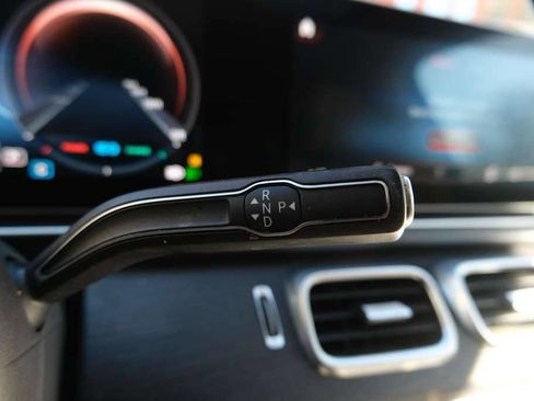 Used 2020 Mercedes-Benz GLS 450 4MATIC image 45