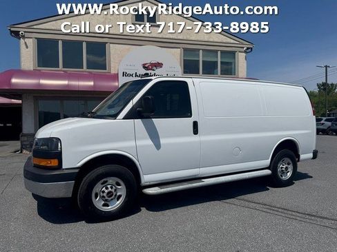 Used 2024 GMC Savana 2500 w/ Driver Convenience Package RWD image 3