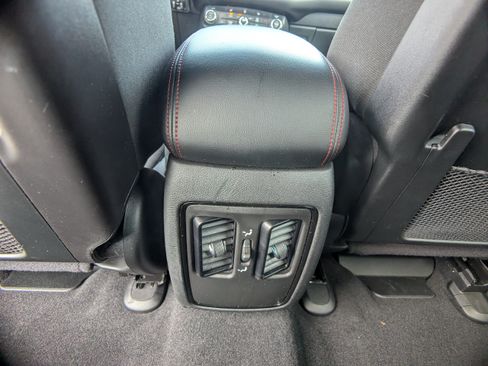 Used 2023 Dodge Durango GT AWD/4WD image 16