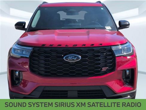 Used 2025 Ford Explorer ST AWD/4WD image 10