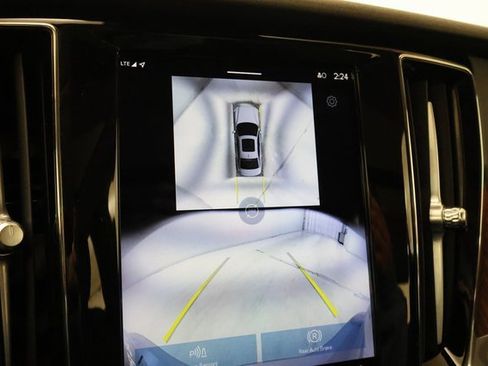 Used 2024 Volvo S60 B5 Plus image 15