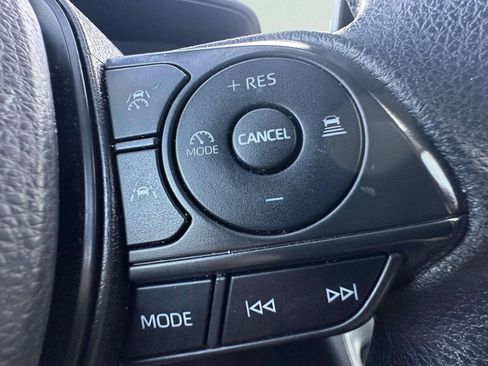 Used 2023 Toyota Corolla LE FWD image 18