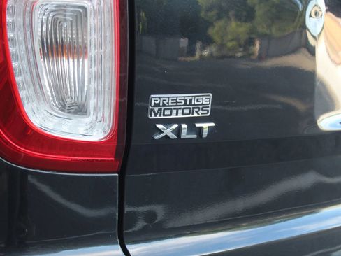 Used 2013 Ford Explorer XLT image 45
