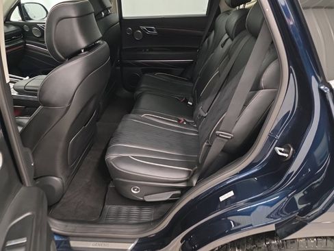 Used 2021 Genesis GV80 3.5T w/ Advanced Package 06 image 11