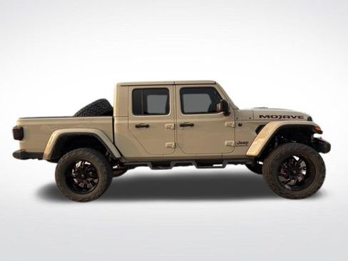 Used 2022 Jeep Gladiator Mojave w/ LED Lighting Group AWD/4WD image 4