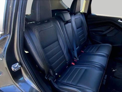 Used 2017 Ford Escape Titanium AWD/4WD image 20