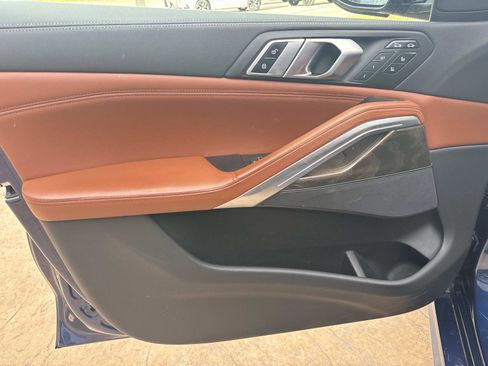 Used 2023 BMW X6 xDrive40i w/ M Sport Package image 18