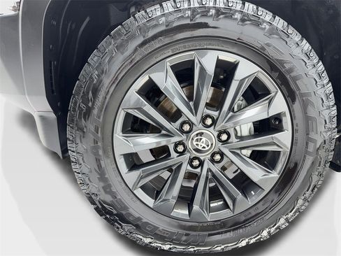 Used 2024 Toyota Land Cruiser image 47
