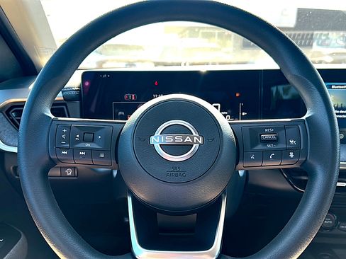 New 2026 Nissan Kicks SV image 17