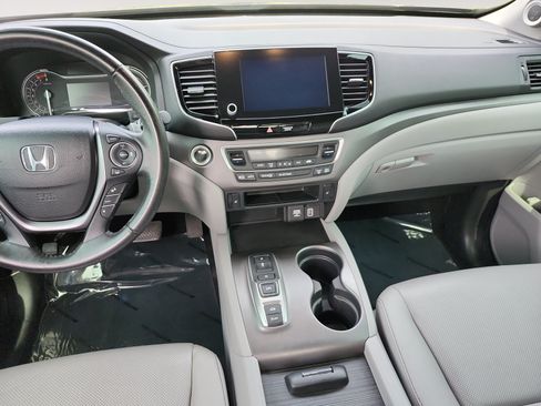 Used 2021 Honda Ridgeline RTL image 11