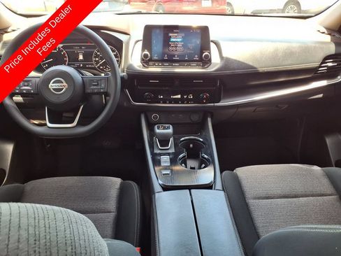 Used 2021 Nissan Rogue SV FWD image 16