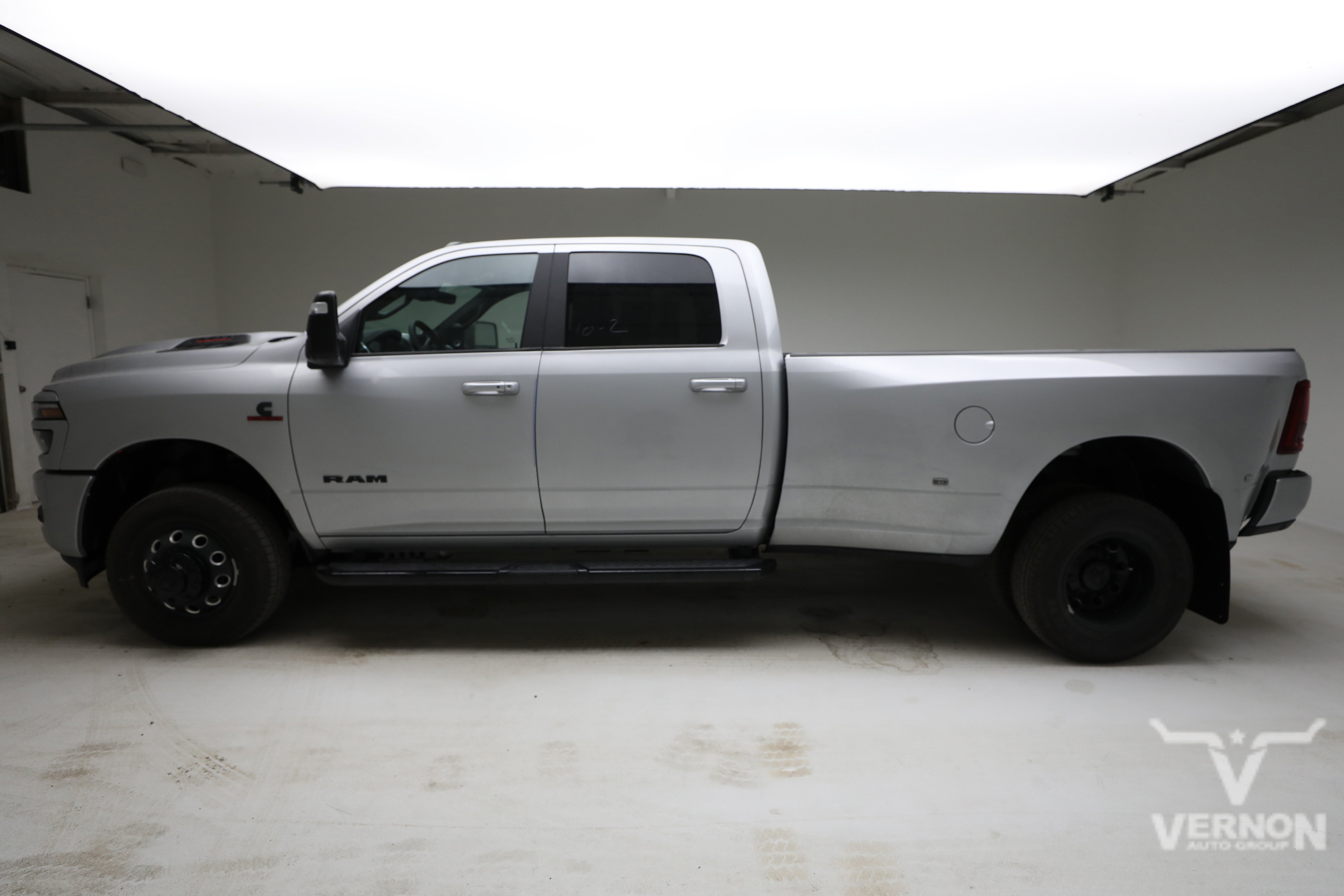 New 2026 RAM 3500 Laramie AWD/4WD image 2