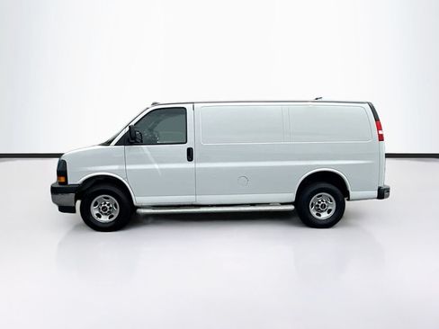 Used 2024 GMC Savana 2500 w/ Driver Convenience Package RWD image 4