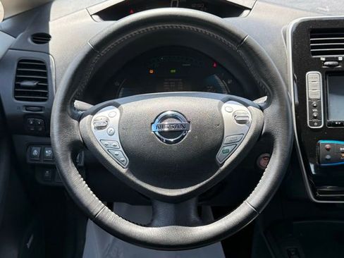 Used 2016 Nissan Leaf SV w/ Premium Package FWD image 44