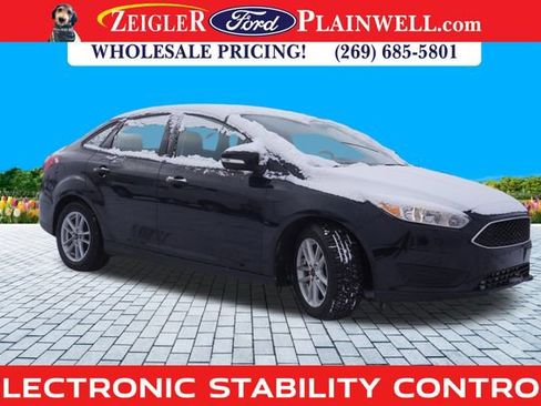 Used 2017 Ford Focus SE image 7