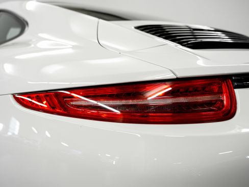 Used 2016 Porsche 911 Carrera GTS RWD image 32