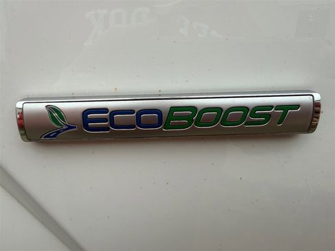 Used 2018 Ford F150 Lariat w/ Equipment Group 502A Luxury image 5