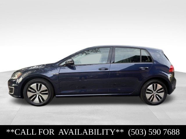Used 2016 Volkswagen e-Golf SE w/ DC Fast Charging Package FWD image 2