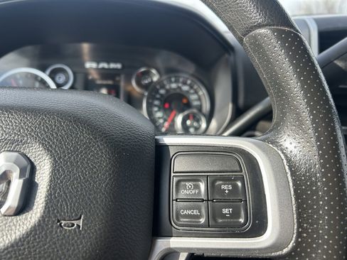 Used 2022 RAM 2500 Big Horn w/ Cold Weather Group image 17