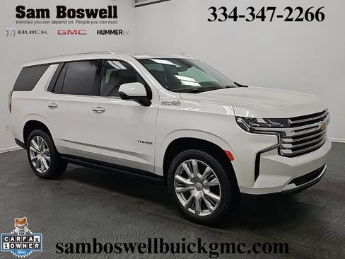 Used 2024 Chevrolet Tahoe High Country RWD image 2