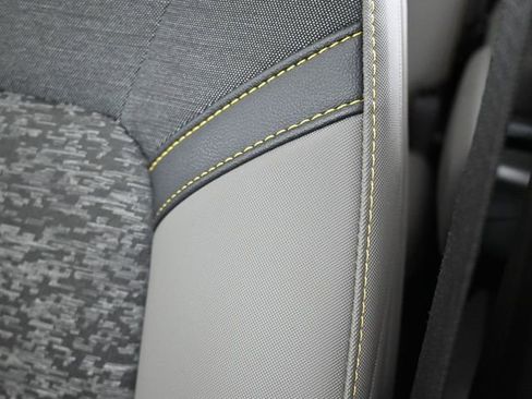 Used 2024 Chevrolet Colorado ZR2 w/ Technology Package image 13